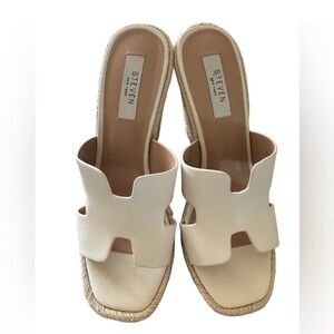 Steven New York by Steve Madden Pacen Slip On Espadrille
Wedge Eggshell Sz 8M